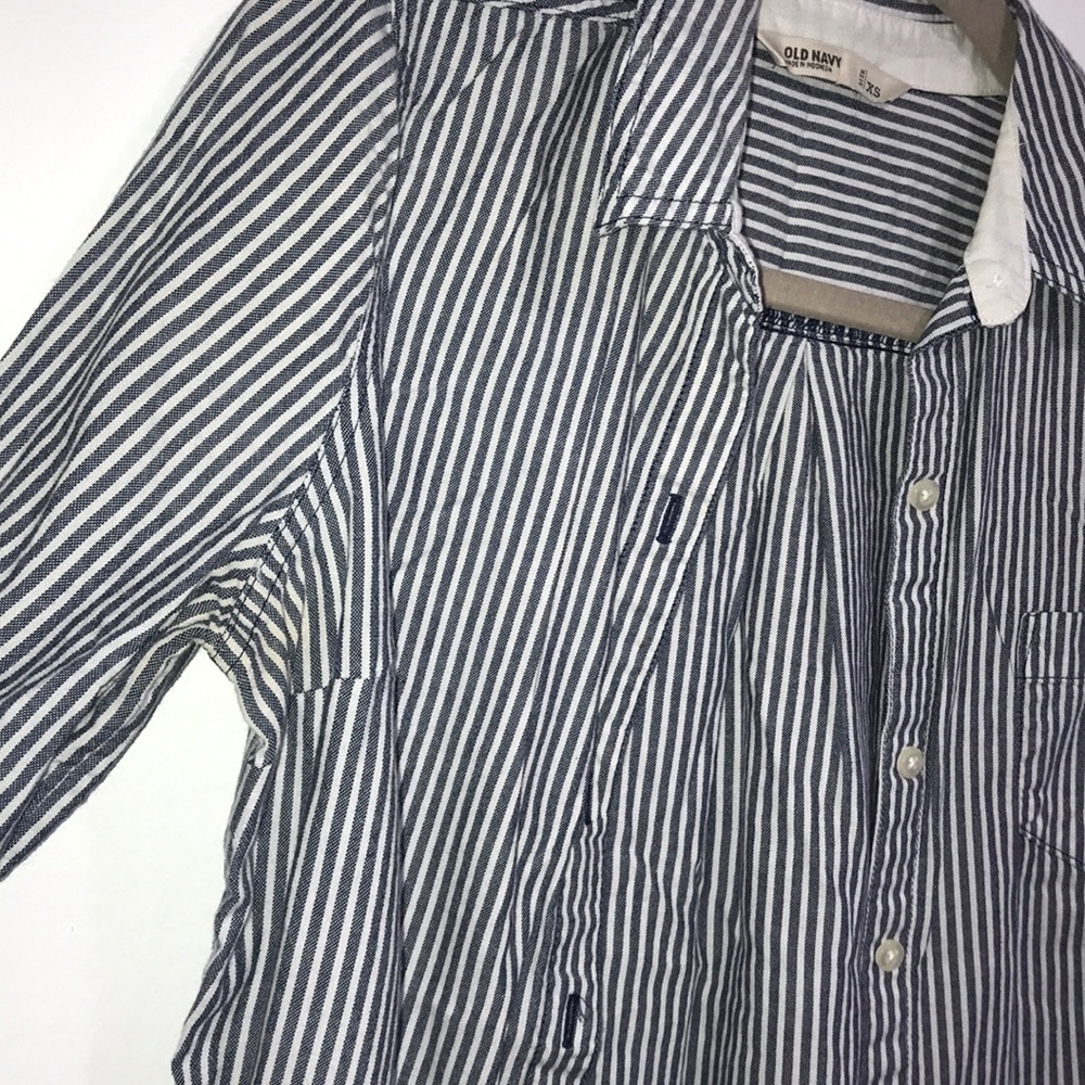 Button down blouse - Picture 2 of 3